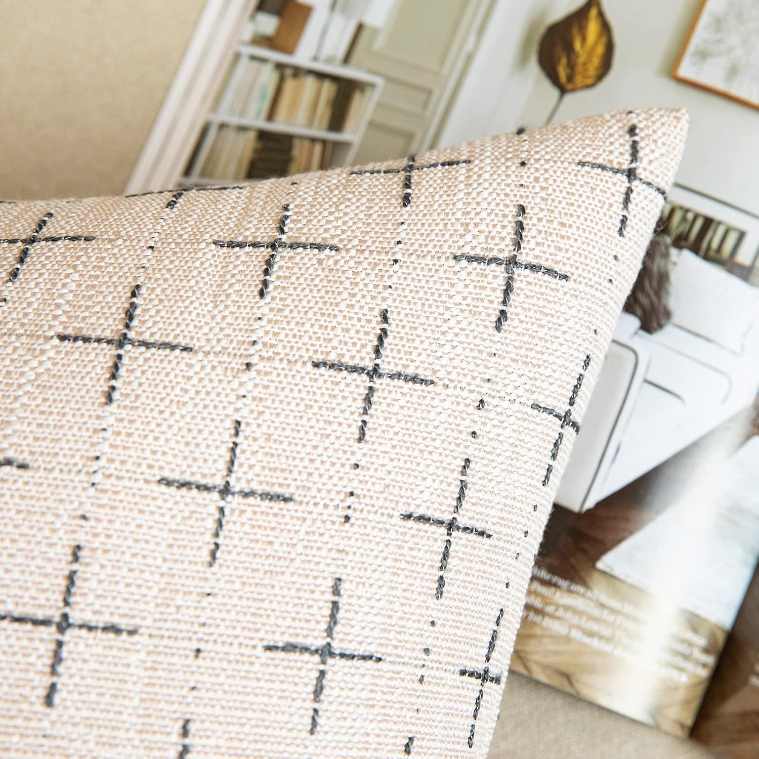 MIULEE Burlap Linen Decorative Christmas Throw Pillow Covers Pack of 2 Modern Farmhouse Pillowcases Rustic Woven Textured Cushion Cover…