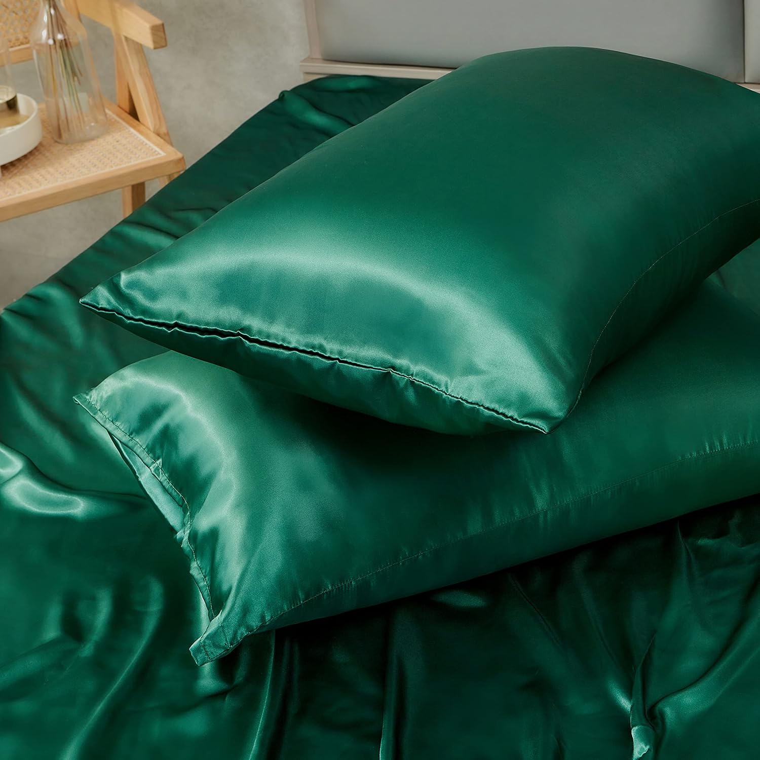 HommxJF Blackish Green Satin Pillowcase Queen Size Set of 2 for Hair and Skin, Blackish Green Silk Pillowcase Breathable Pillowcase with Env…