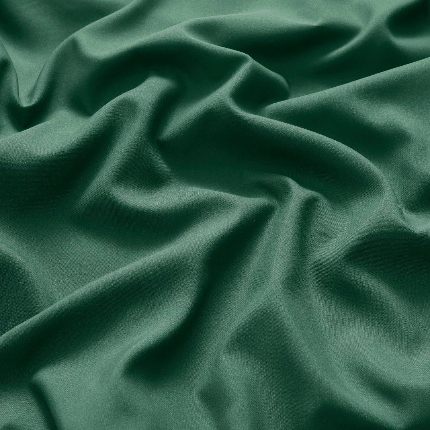 Nestl Microfiber Queen Pillowcase Set of 2, Hunter Green, Soft, Envelope Closure, 20x30 Inches cotton Green