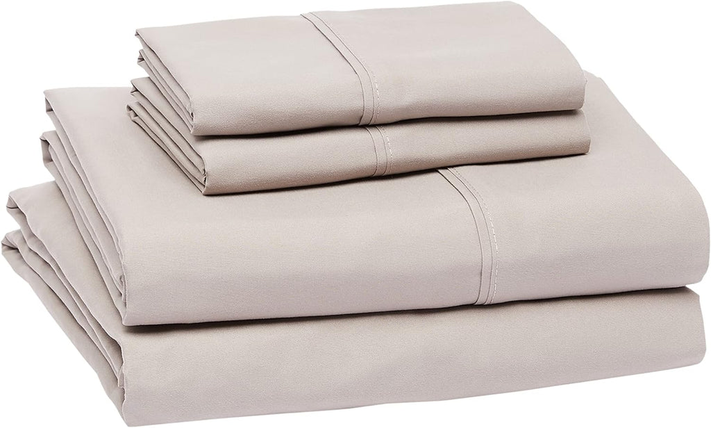 AmazonBasics Amazon Basics Lightweight Super Soft Cooling, Breathable Wrinkle Resistant Brushed Microfiber 4-Piece Sheet Set with 14-Inch D…