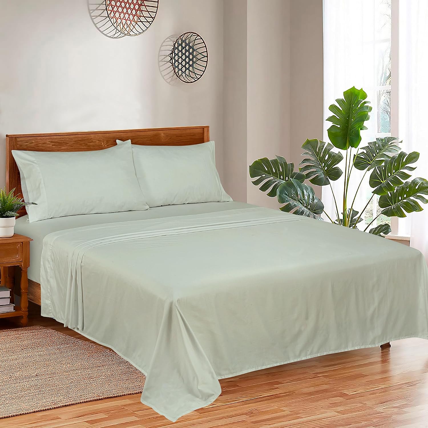 Royalelinens ROYALE LINENS 300 Thread Count 100% Long Staple Combed Cotton Sheet Set - 4 Piece Queen Bed Sheets - 1 Fitted, 1 Flat & 2 Pill…