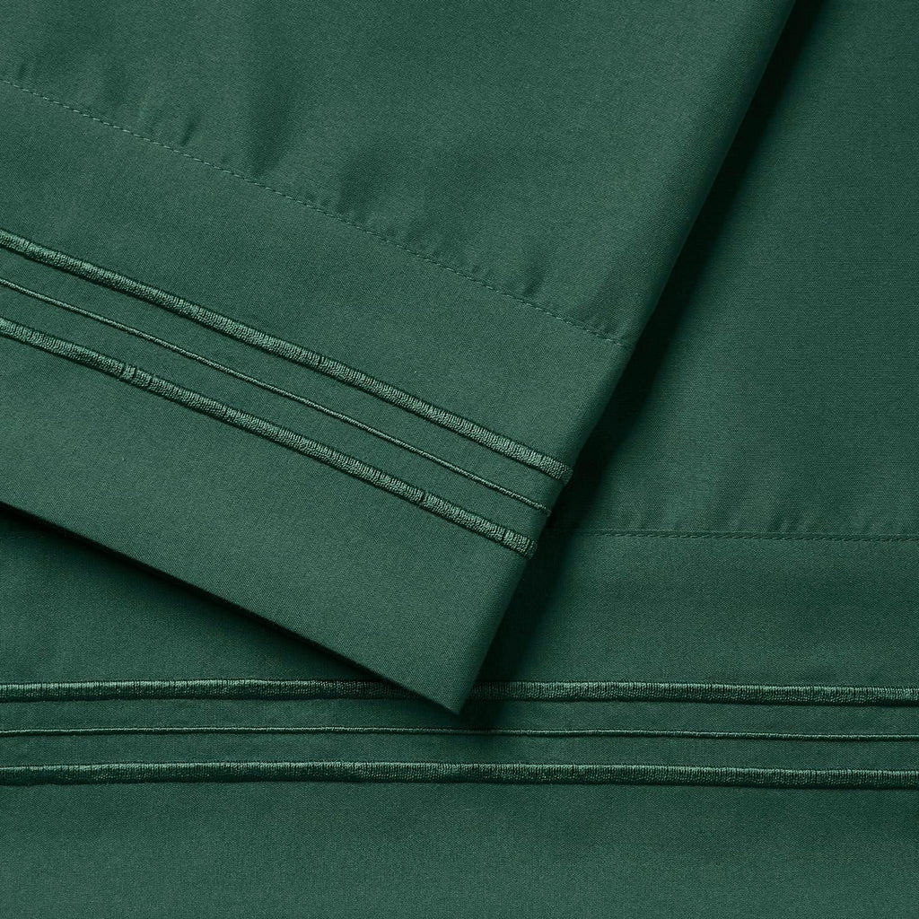 Nestl Microfiber Queen Pillowcase Set of 2, Hunter Green, Soft, Envelope Closure, 20x30 Inches cotton Green
