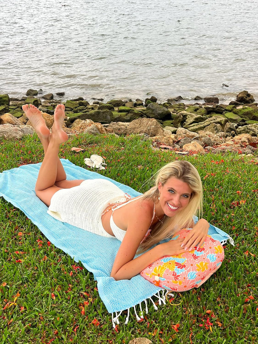 Ballast Beach Pillow – Comfy, Durable & Compact, Stays Put on Windy Beaches with Patented Sand Pouch, Inflatable Pillow for Beaches…
