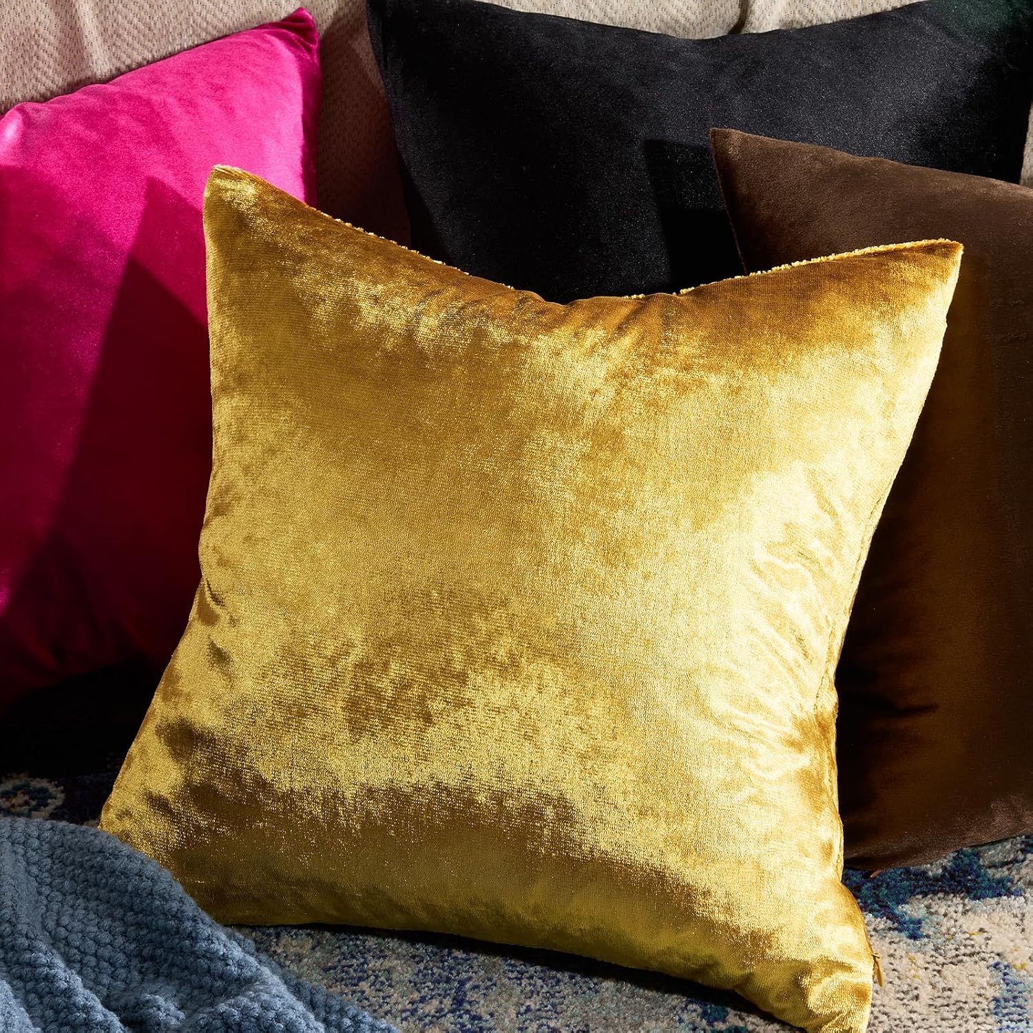 GIGIZAZAFocusingonhomedecoration GIGIZAZA Gold Velvet Decorative 20x20 Throw Pillow Covers for Sofa Bed 2 Pack Soft Cushion Cover 2 Pack Go…