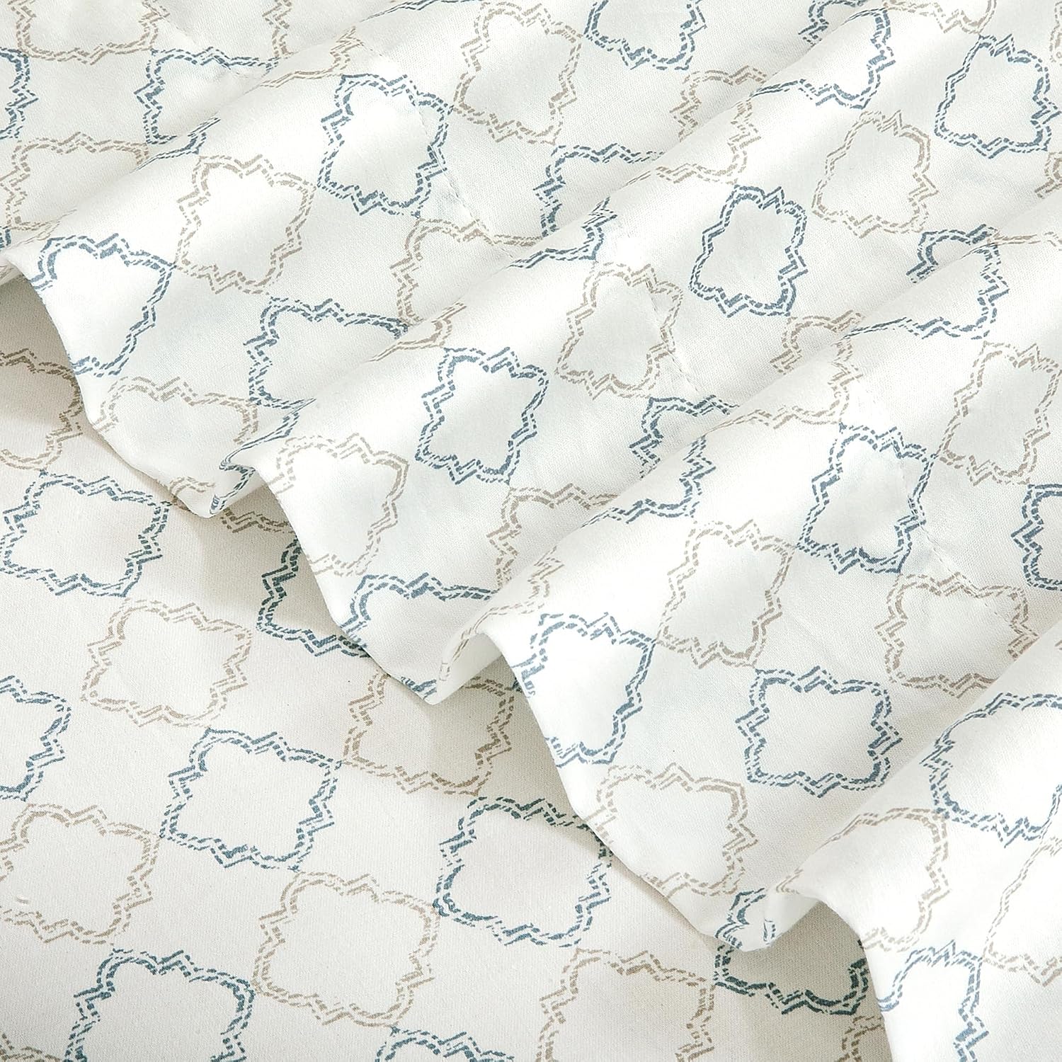 Royalelinens ROYALE LINENS 300 Thread Count 100% Long Staple Combed Cotton Sheet Set - 4 Piece Full Bed Sheets - 1 Fitted, 1 Flat, 2 Pillow…