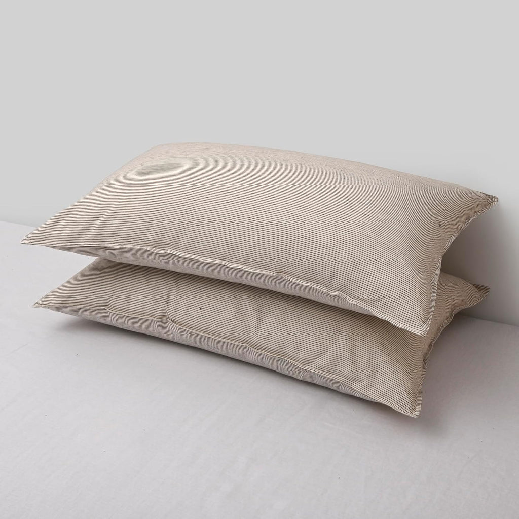 Chuffed Linen Pillow Cases 2 Pack 100% Linen Pillowcases, Breathable and Cooling Washed King Pillow Shams with Zipper Closure, 20x36 Inches…