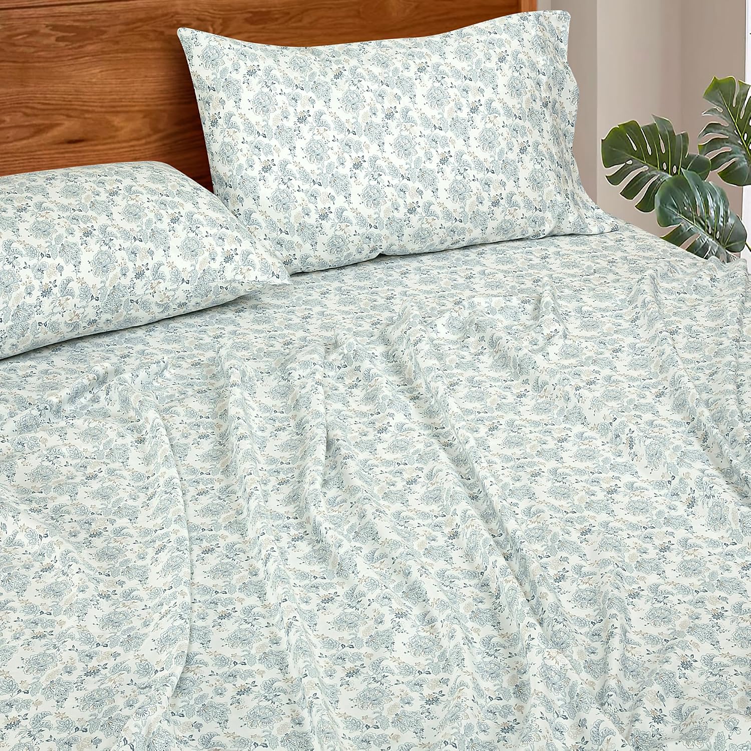 Royalelinens ROYALE LINENS 300 Thread Count 100% Long Staple Combed Cotton Sheet Set - 4 Piece Full Bed Sheets - 1 Fitted, 1 Flat, 2 Pillow…