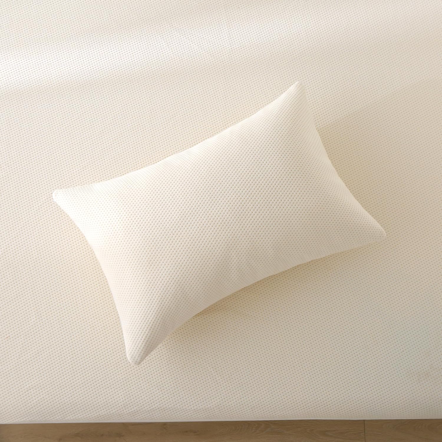2-Pack Deluxe Cooling Organic Pillow Protectors Queen Size - Waterproof Zippered Encasements - Crisp, Breathable Organic Cotton Surface…