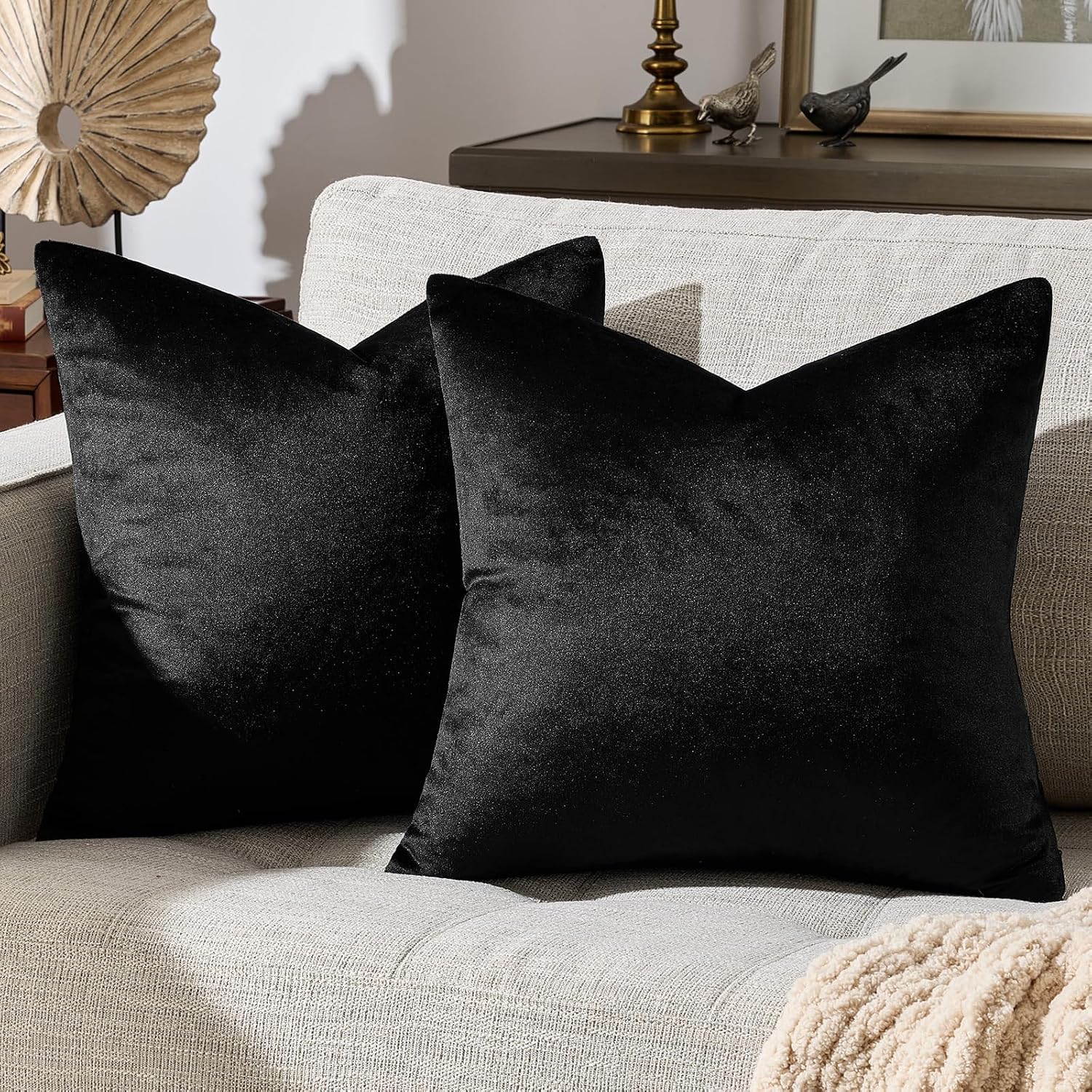 GIGIZAZAFocusingonhomedecoration GIGIZAZA Black Velvet Pillow Covers 20x20, Decorative Square Throw Pillows Modern Covers Big Solid Living R…