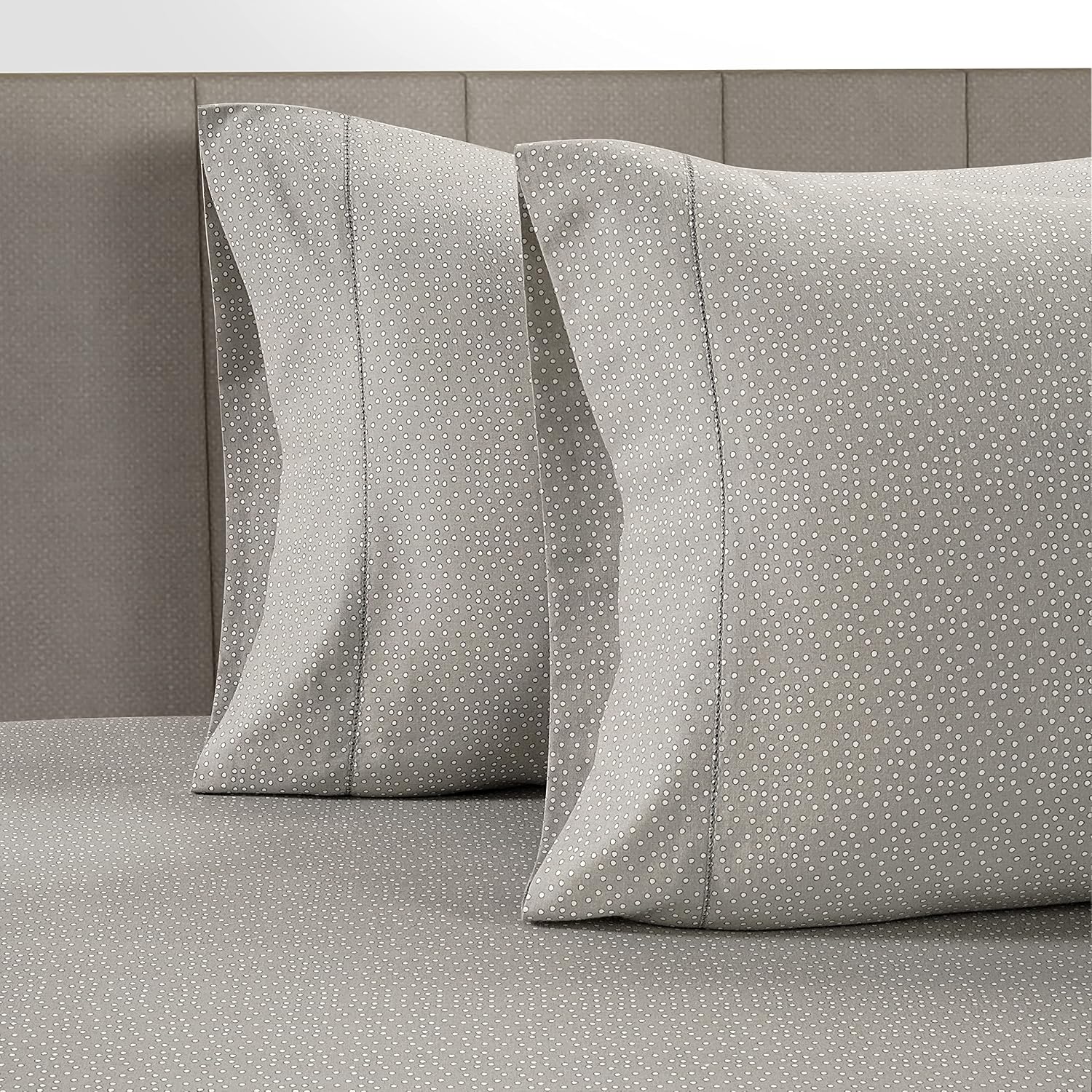 LaneLinen Lane Linen 100% Organic Cotton Pillow Cases Standard Size Set of 2 (20"x26") - Cotton Pillowcases Standard Size - Soft Dotted Pil…