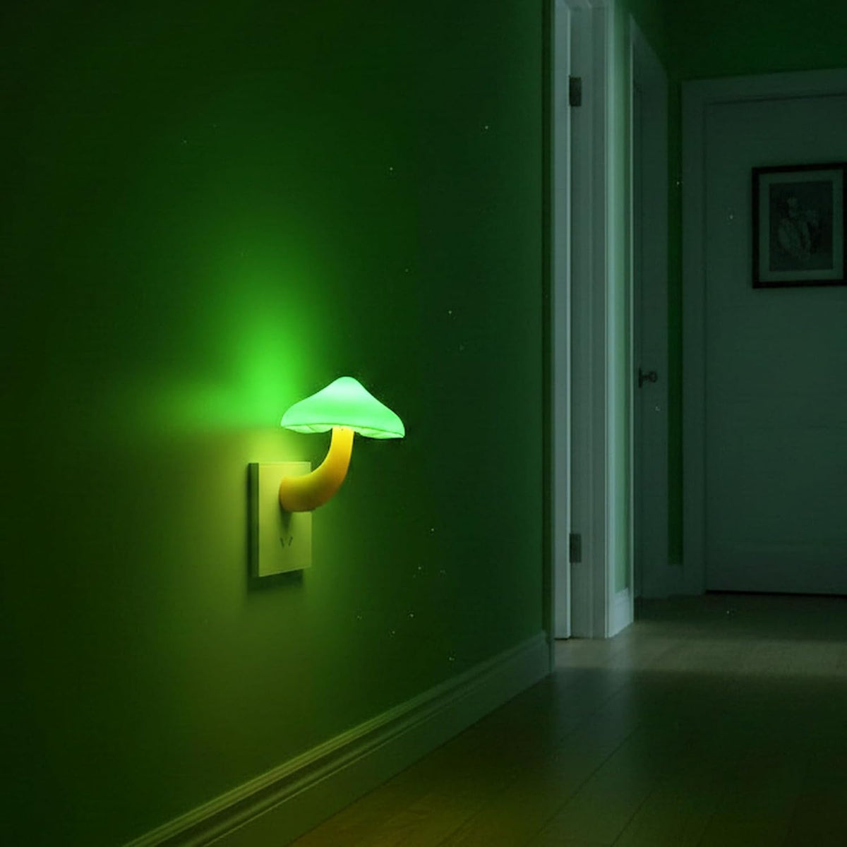 APAKI 3.15"D x 3.15"W x 4.7"H plastic night lights & ambient lighting, alternate view 6