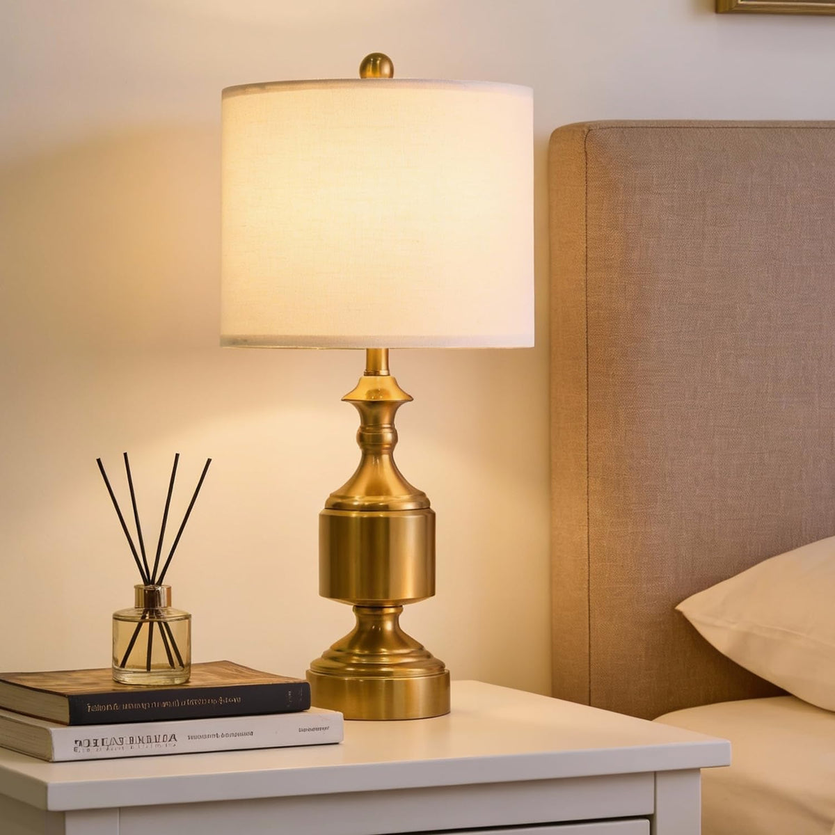 10"D x 10"W x 20.5"H metal table lamps, alternate view 4