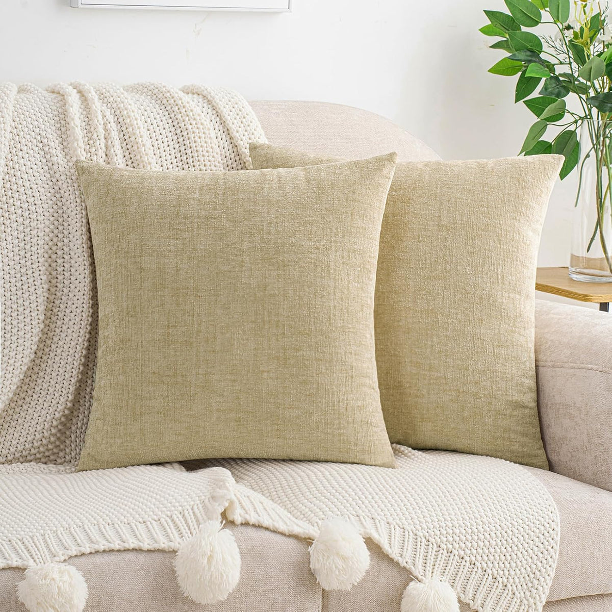 20"L x 20"W chenille throw pillow accessories in Beige