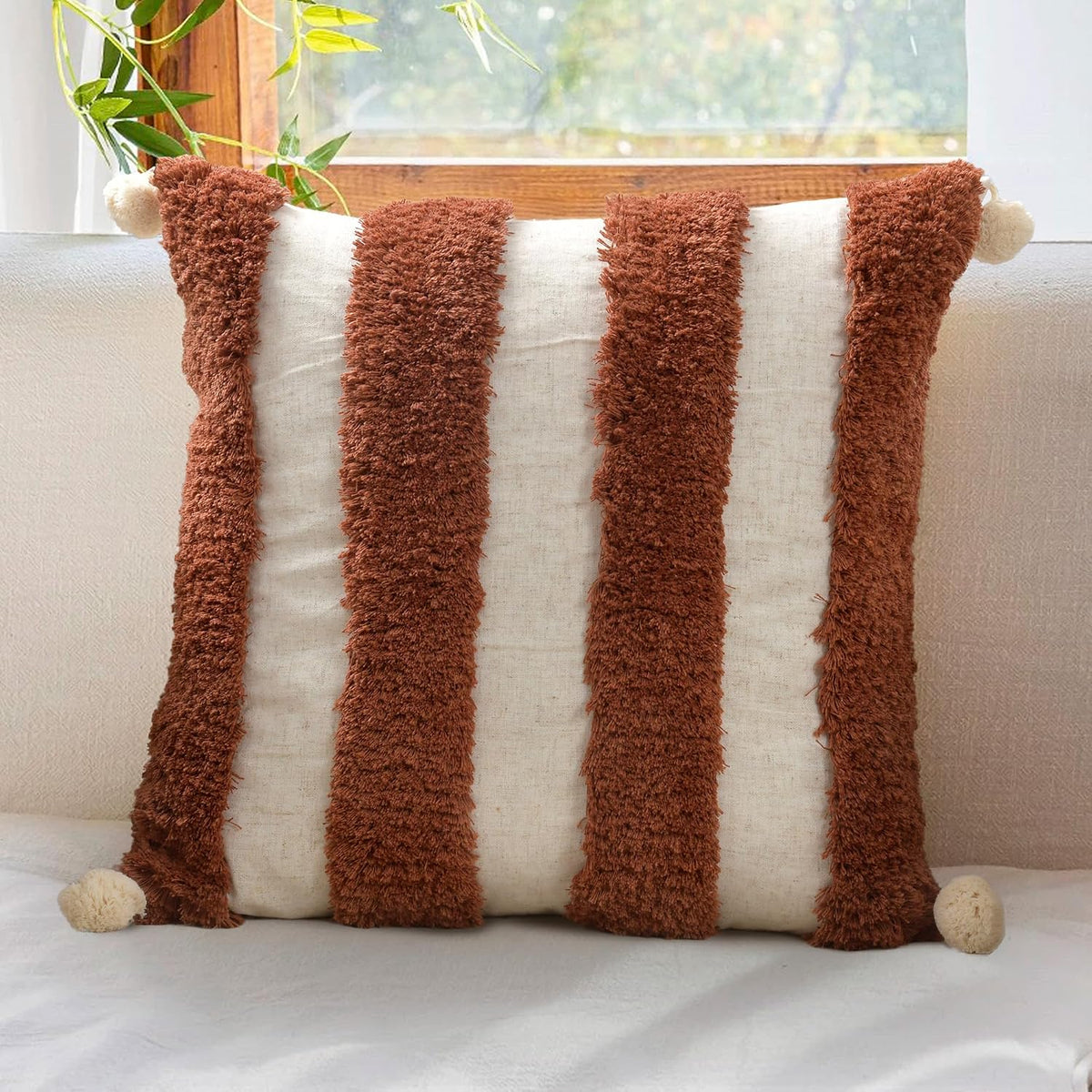 18"L x 18"W linen throw pillow accessories in Tufting Rust