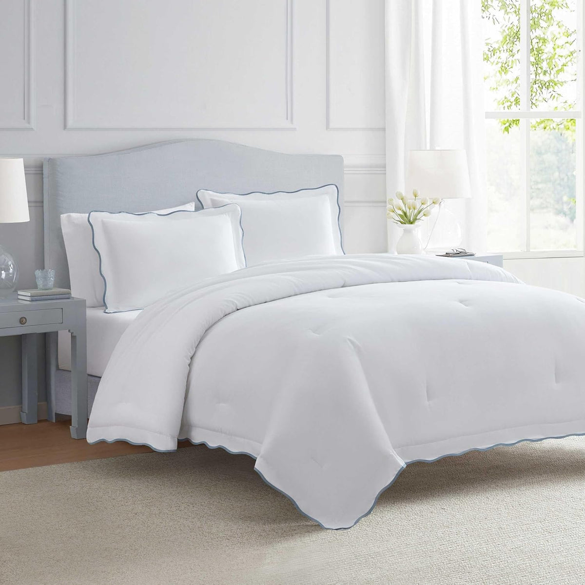 Queen cotton duvet covers in Simple Scallop Blue, alternate view 2