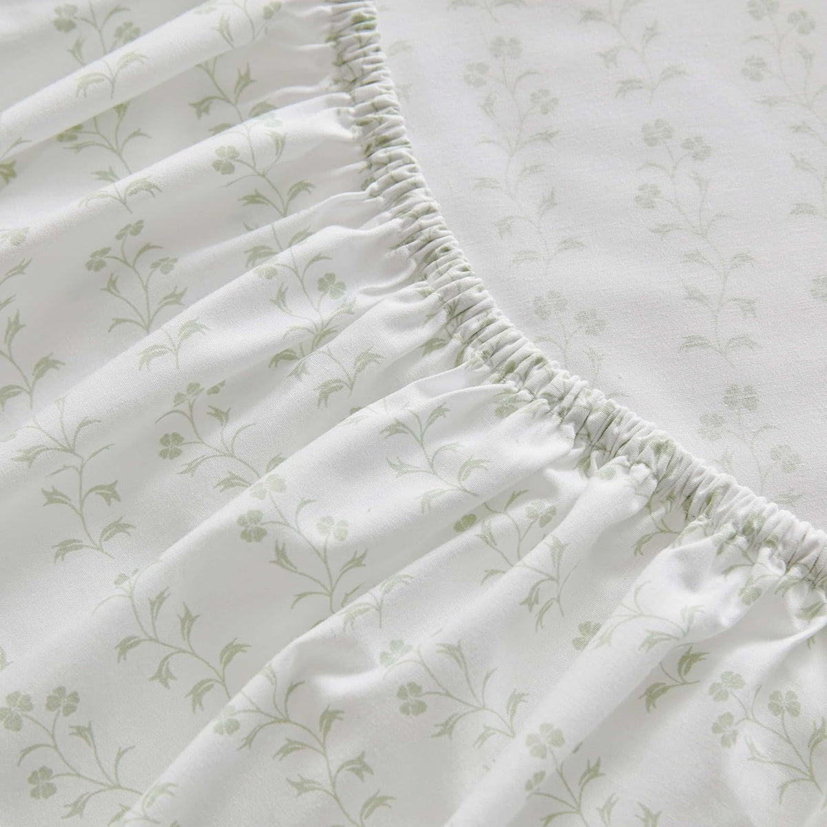 Twin cotton bedding sets in Ditsy Vine Green, alternate view 8