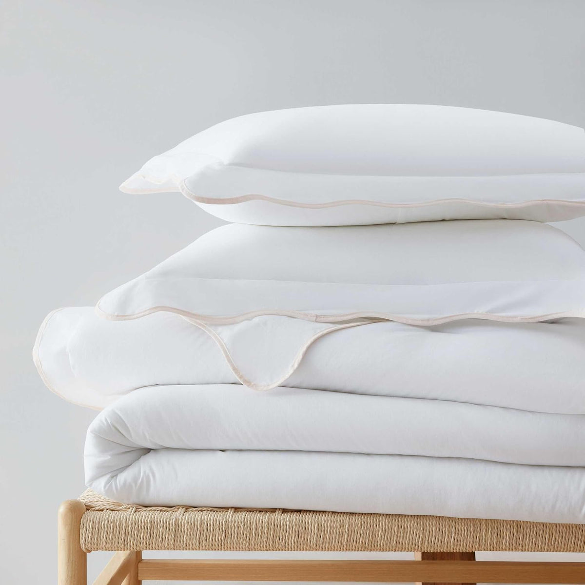 Twin cotton duvet covers in Simple Scallop Pink, alternate view 6