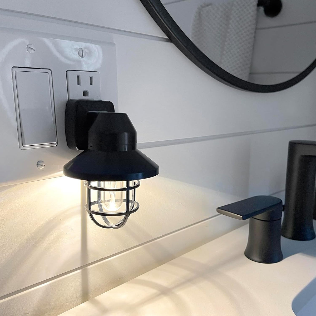 night lights & ambient lighting in White, alternate view 3