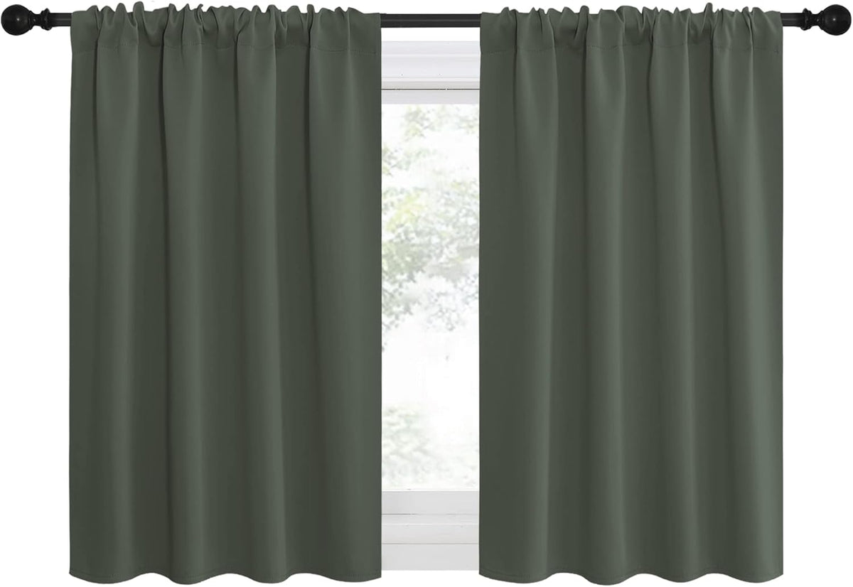 20"L x 29"W polyester curtains, alternate view 2