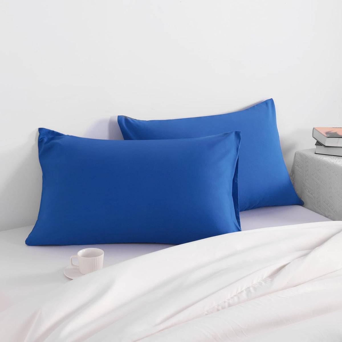 Standard (20"x26") microfiber pillowcases, alternate view 2