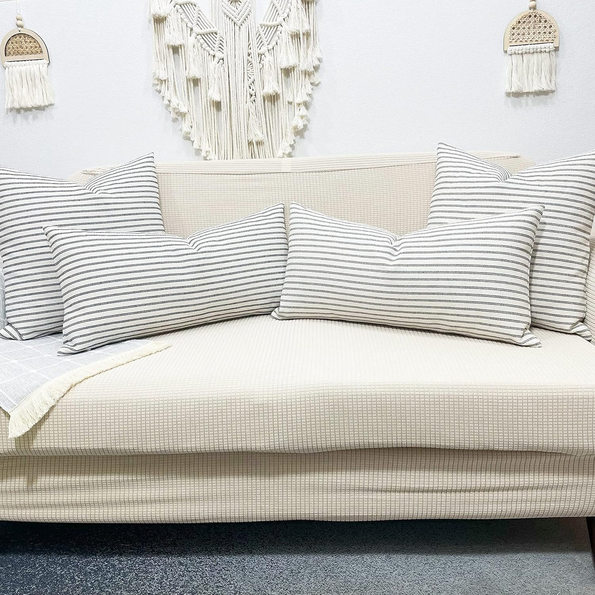 24"L x 12"W linen throw pillow accessories in D-off White Navy Blue, alternate view 5