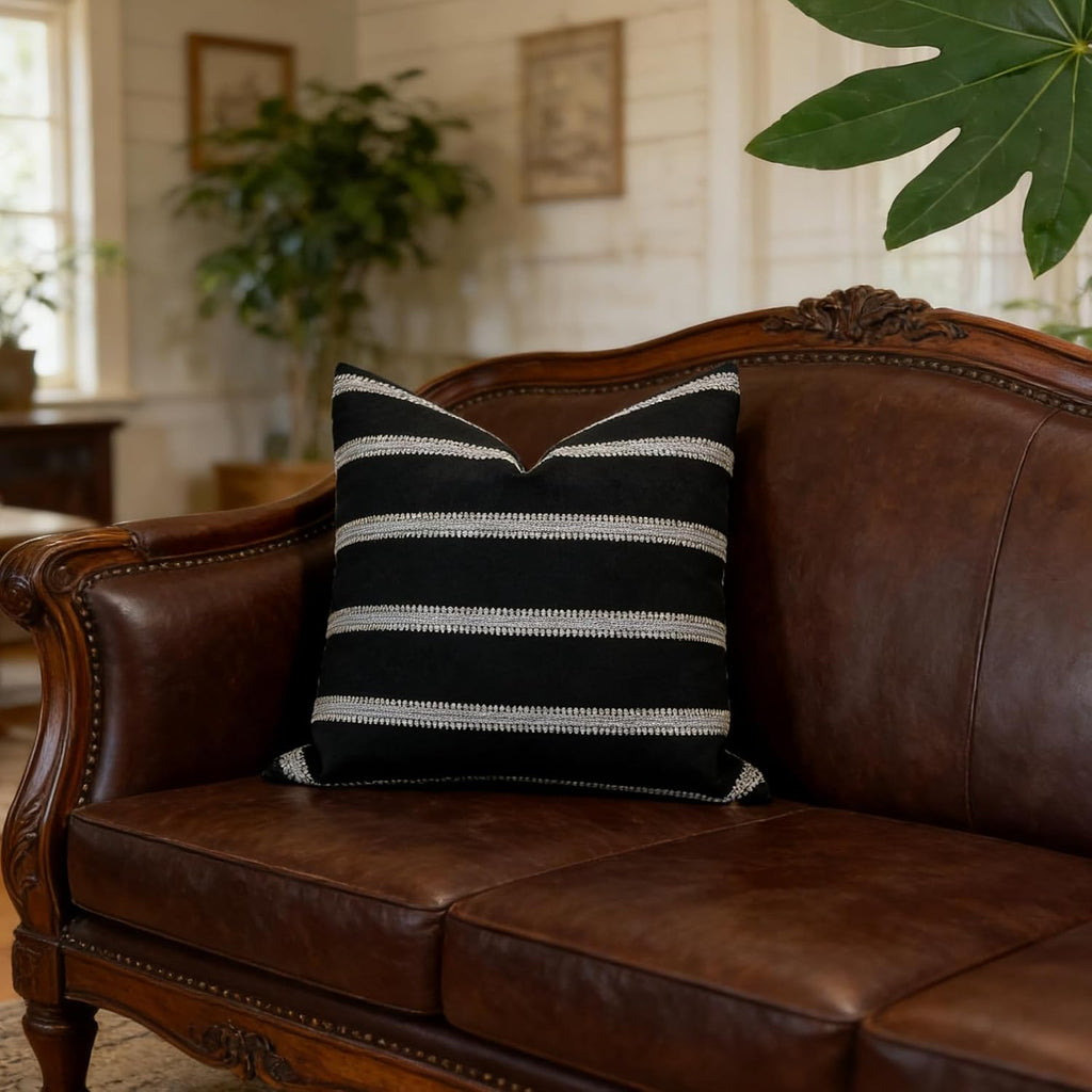 26"L x 26"W polyester throw pillow accessories in G-black Off White, alternate view 6