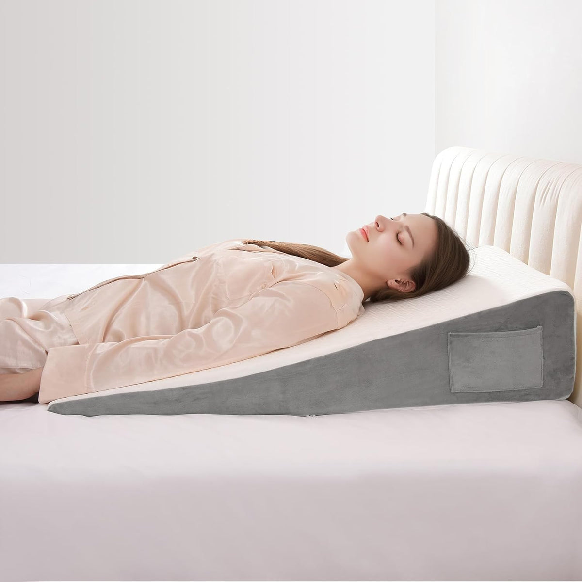 Extra Long foam wedge pillows in White/Gray