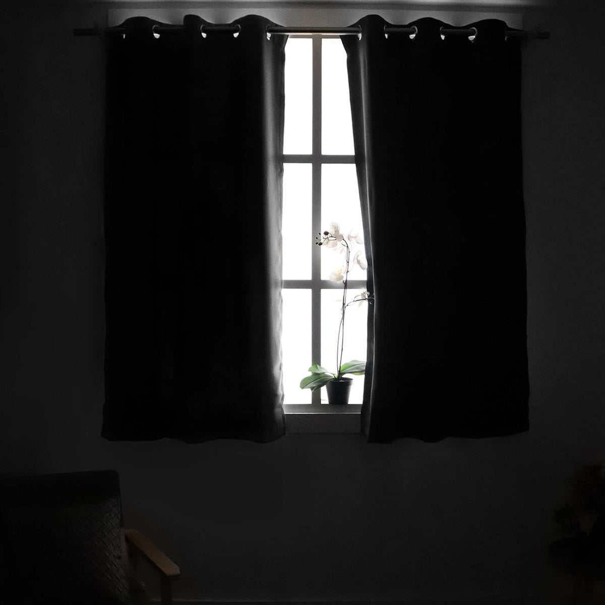 40"L x 34"W polyester curtains in Black, alternate view 3